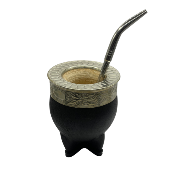 Mate de calabaza imperial con virola de alpaca cincelada y cuero negro #0009
